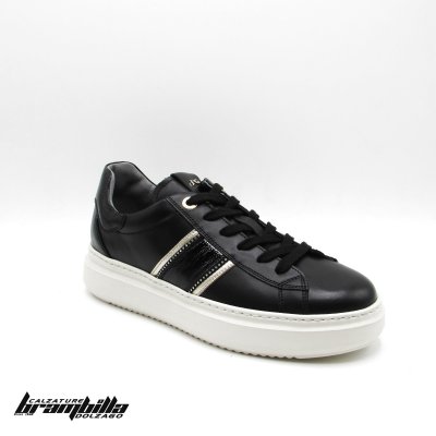 SNEAKER NG