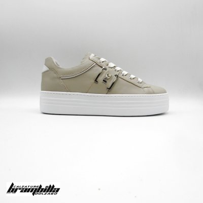 SNEAKER NG