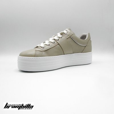 SNEAKER NG